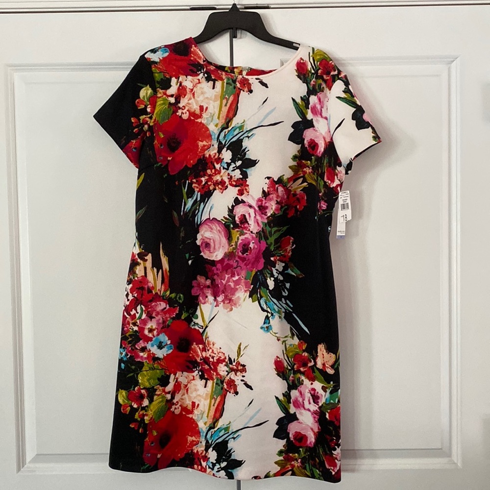 Dress - Floral NWT